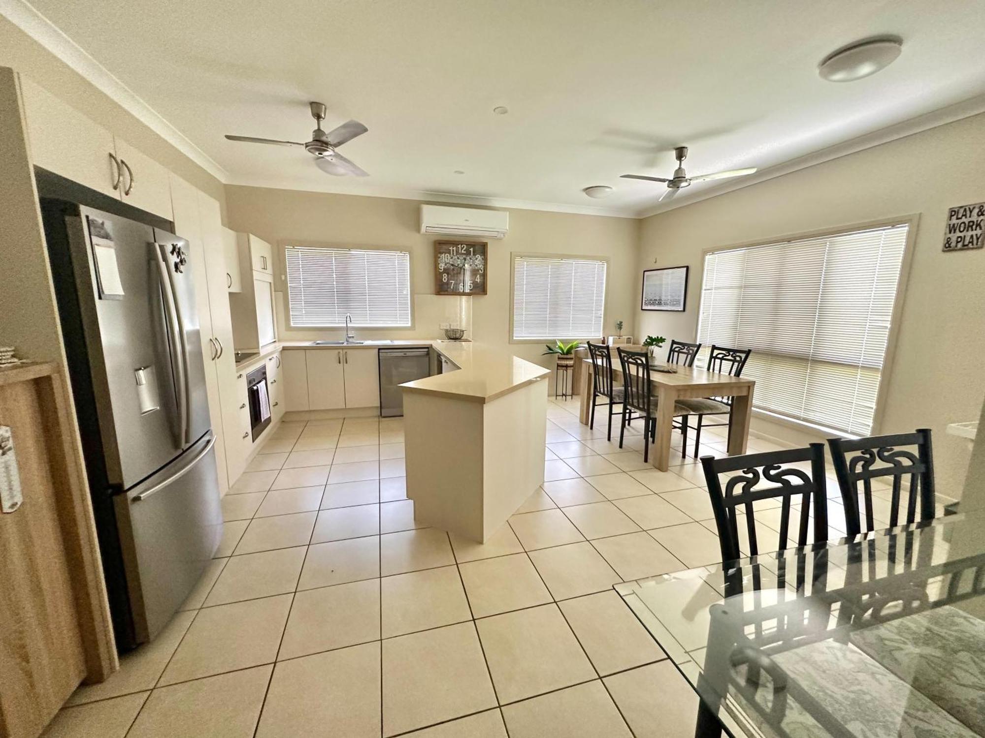 Hinchinbrook Resorts Management Pty Ltd Lucinda Luaran gambar