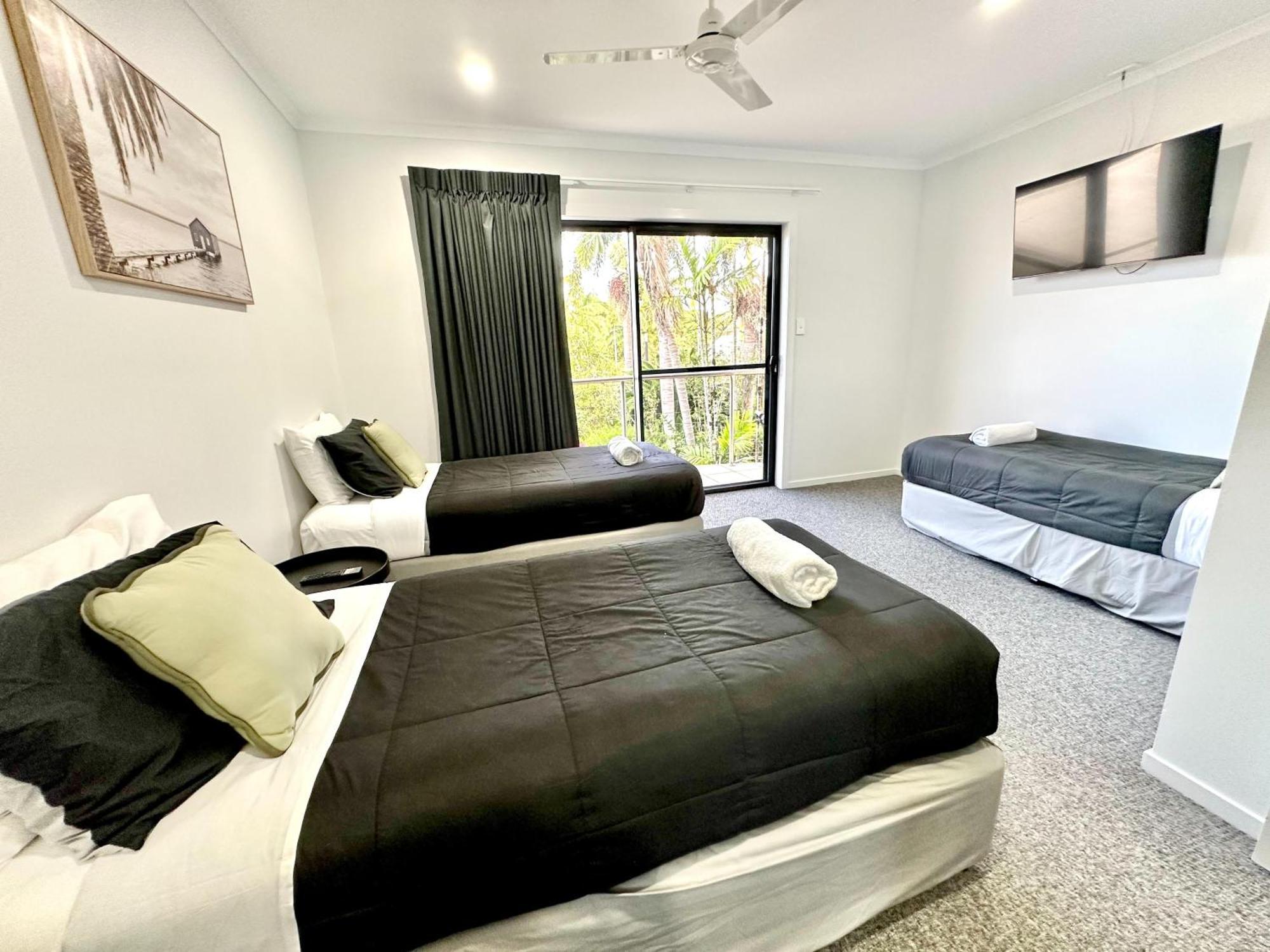 Hinchinbrook Resorts Management Pty Ltd Lucinda Luaran gambar